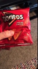 Paquet de chips fermé... ET VIDE !