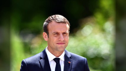 Le surprenant cadeau offert à Emmanuel Macron
