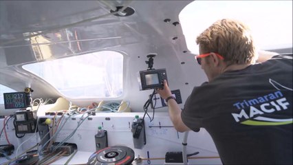 Au cœur de l'événement avec le trimaran MACIF