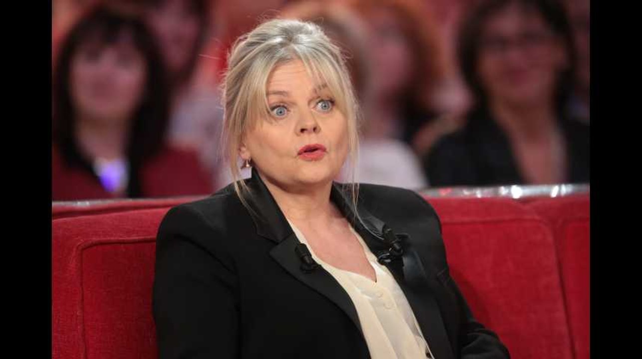 Isabelle Nanty fait d’étonnantes confessions sur la maternité et sur Pef