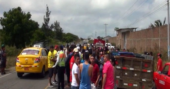 Un menor murió atropellado cuando intentaba cruzar la calle en el cantón Santa Elena
