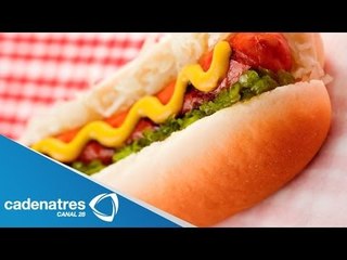 Receta para preparar hot dogs. Cocinando con Paco de María y el chef Jorge Álvarez