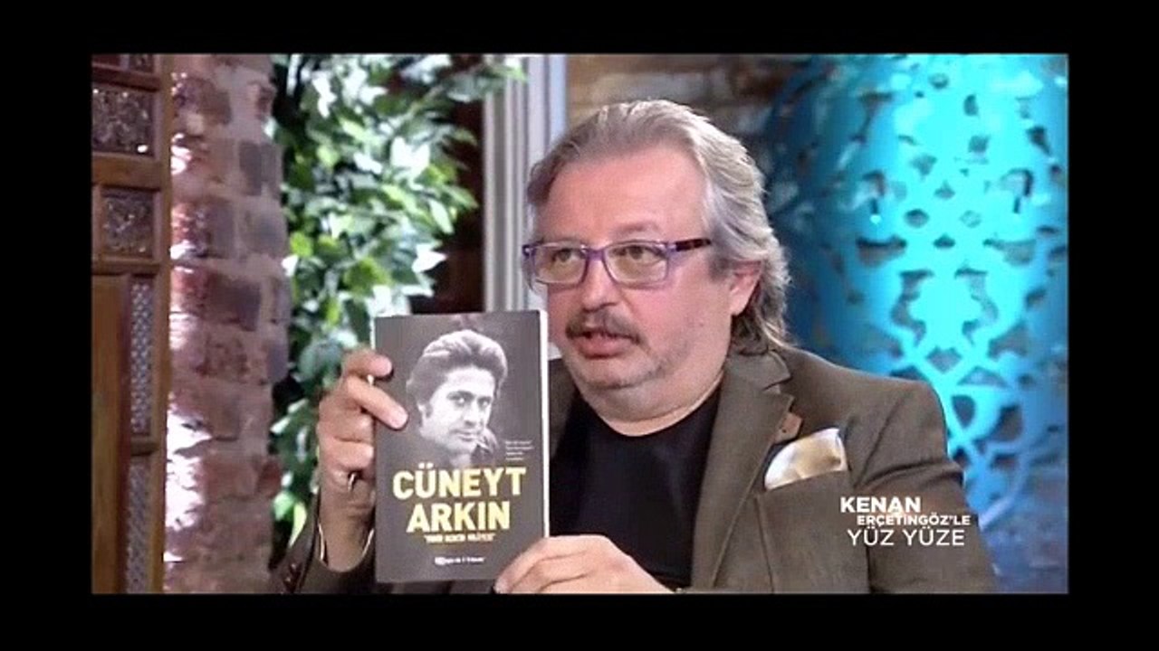 Cüneyt Arkın Filmlerden Ne Kadar Para Kazandı?