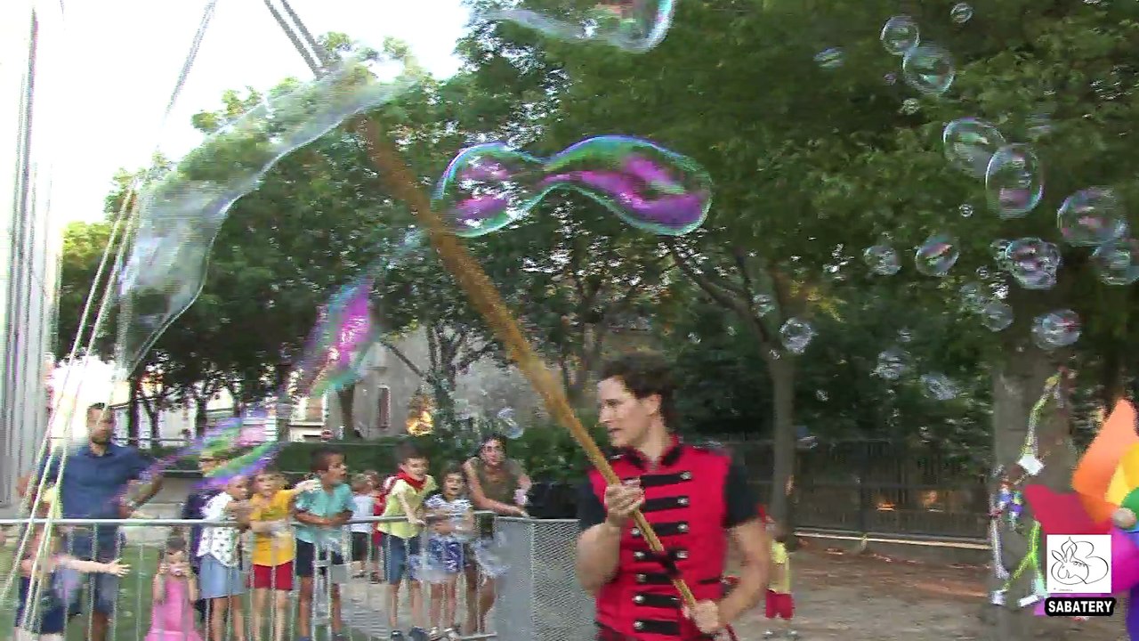 2017 - Sérignan - Magicien Des Bulles