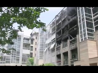 Torino - In fiamme una palazzina di tre piani in zona Gran Madre (26.06.17)