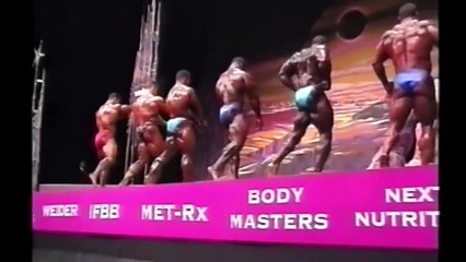 Video herunterladen: MR OLYMPIA  1995 DORIAN YATES KEVIN LEVRONE HD