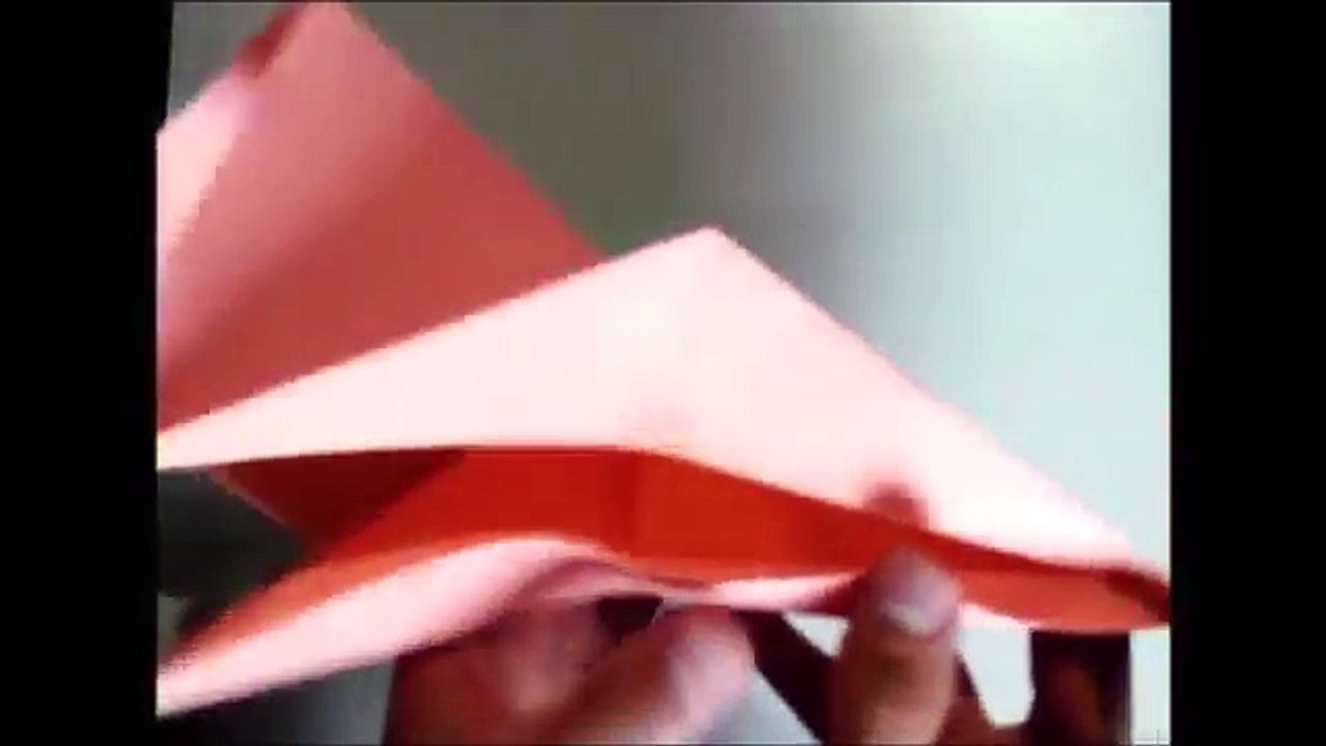 Pájaro De Papel Que Mueve Las Alas Origami