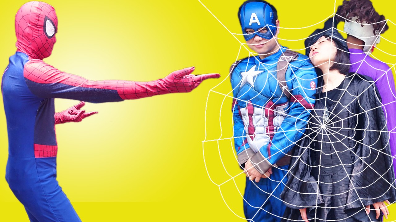 Frozen Elsa turns Spiderman toy into Spiderman ✨ Spiderman combat Maleficent & Joker Superhero funny