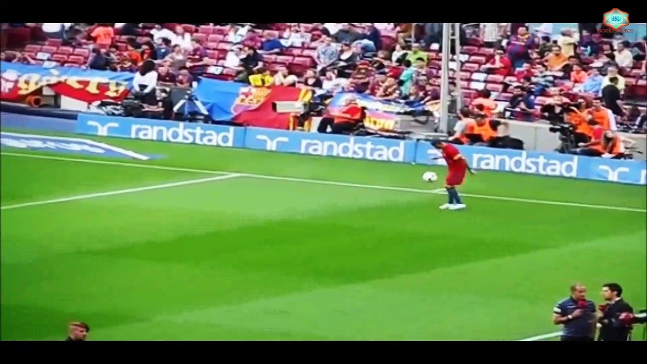 AMAZING Lionel Messi Freestyle Skills  Tricks  Crazy Training Skills Show  Warm Up | NICE ONE | MUST WATCH |