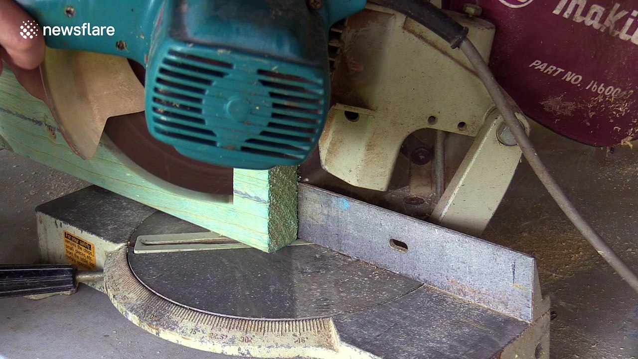 Father builds floating ball Nerf shooting gallery for his children