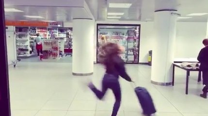 Quand tu fais l'idiot à l'aéroport !