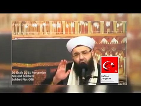 şeyhımizi zehirlediler diyen ke-efir cübbeli ehmed şeyhıni zehirliyenlerle şuan arkadaş beraberler