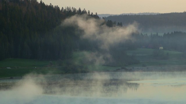 Etape 8 : La Réserve naturelle du Lac de Remoray avec Sandrine Bailly (biathlète, championne du monde)