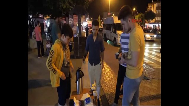 12 yaşındaki Efe, ihtiyaç sahibi çocuklar için limonata satıyor