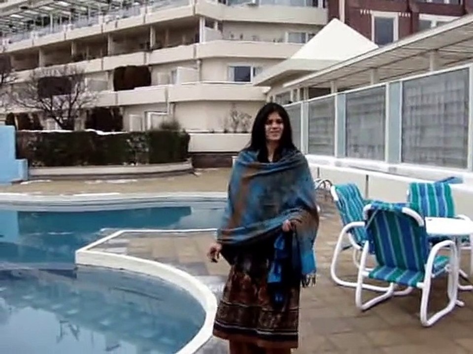 Lahore LUMS girl on date in PC Bhurban Murree