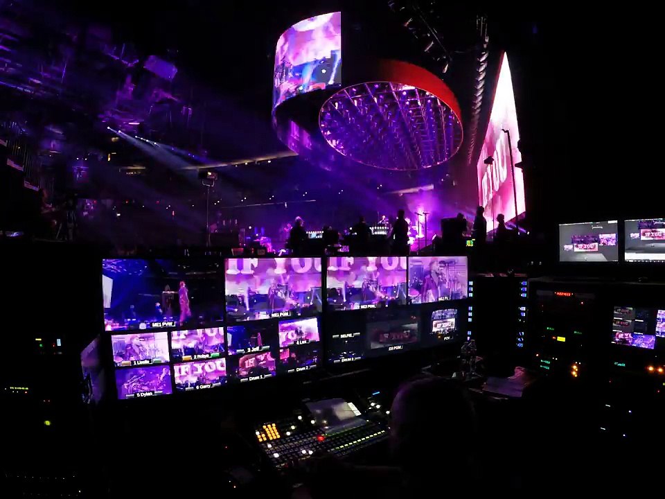Queen + Adam Lambert - Full Show Time-lapse -La...