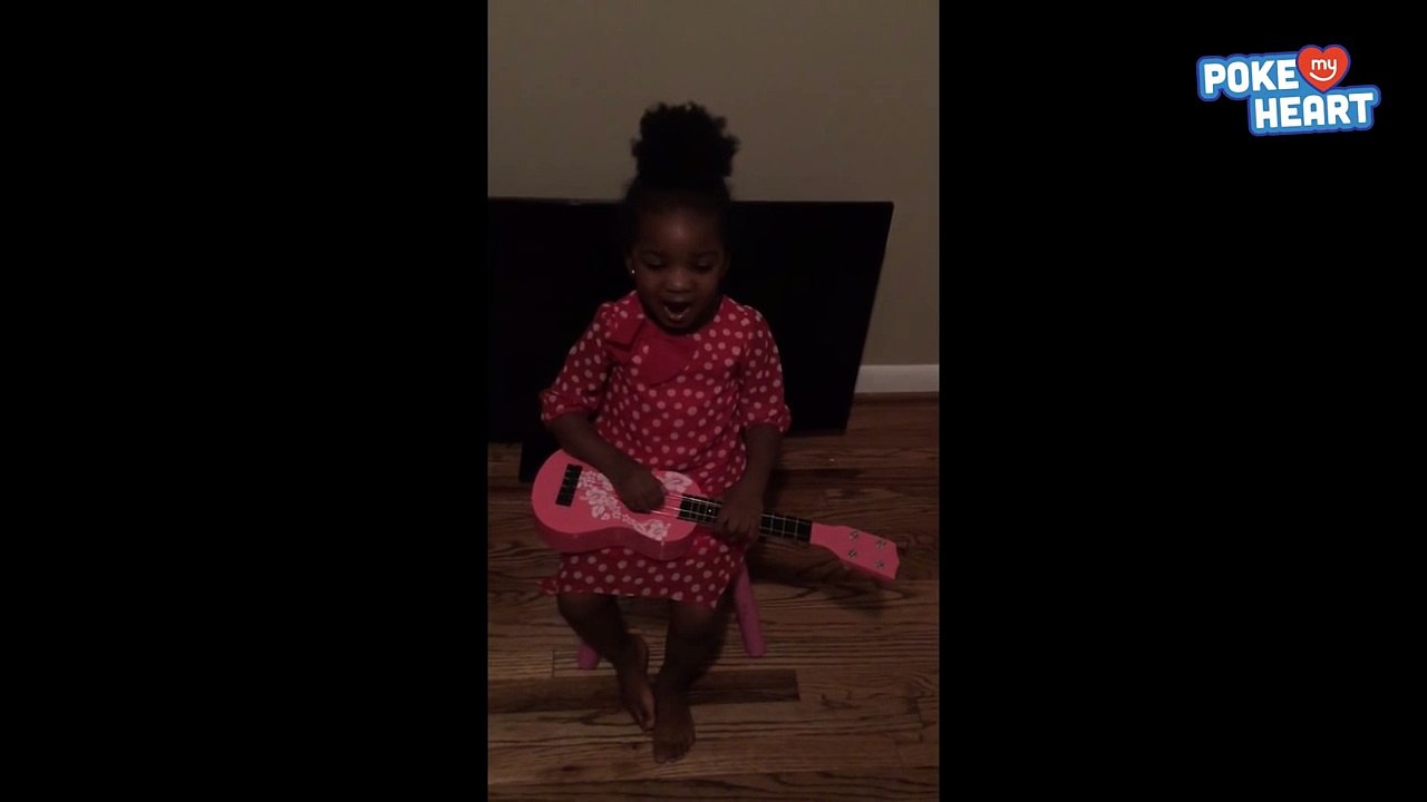 Little Girl Sings 'God Bless America' Video 2016 - Daily Heart Beat