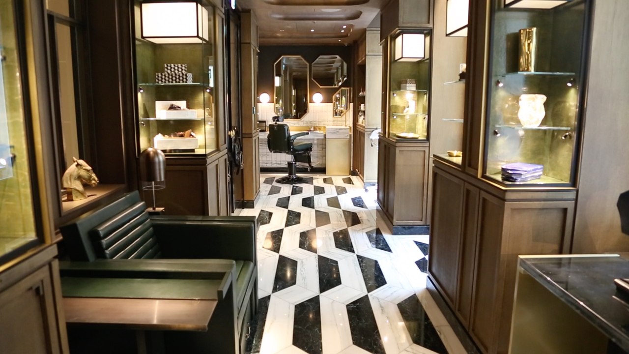 L'Hôtel de Crillon, pièce par pièce #3 : le concierge pour homme