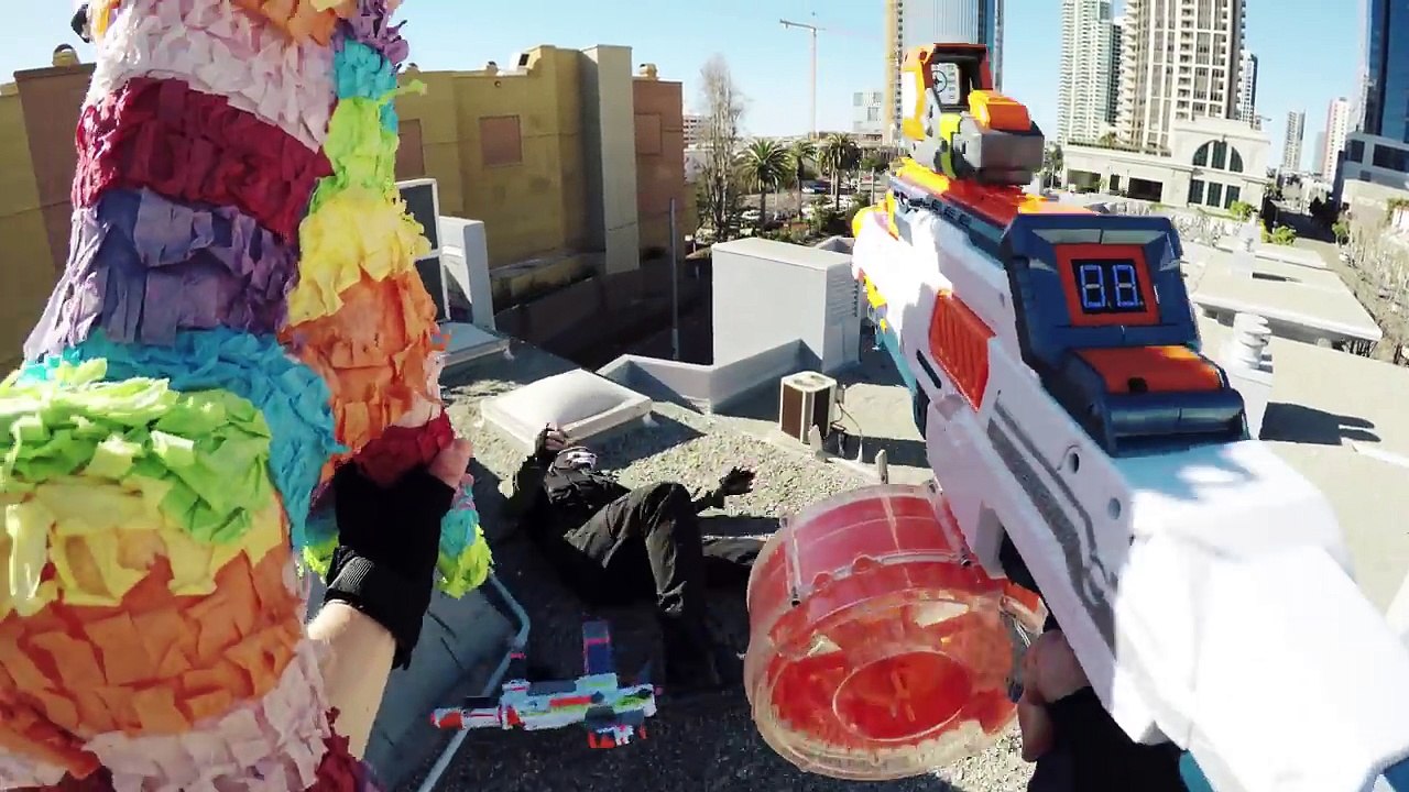Nerf War: First Person Shooter 12