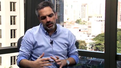 Embraer: a ação que tem espaço para subir 50%, mas deve seguir "travada" no curto prazo