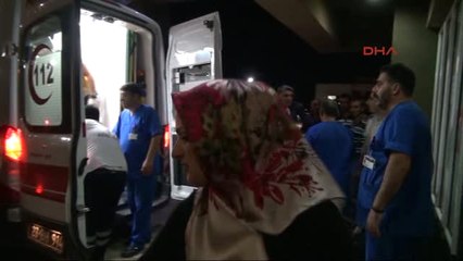 Elazığ Düğün Salonunda Çıkan Yangında 12 Kişi Zehirlendi Ek
