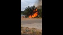 Un barbecue provoque un incendie.