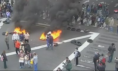 Protes Menolak Kebijakan Pasar Bebas Berujung Ricuh