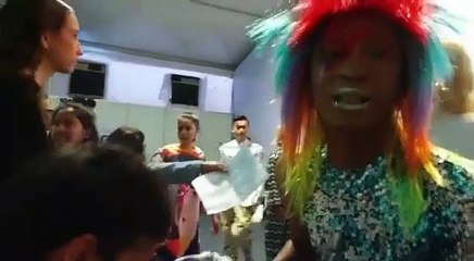 Gaya Busana Aming Sugandhi di Jakarta Fashion Week Bikin Evelyn Nada Anjani Ngakak