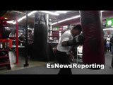 Boxing Champ Mikey Garcia working the heavy bag EsNews Boxing