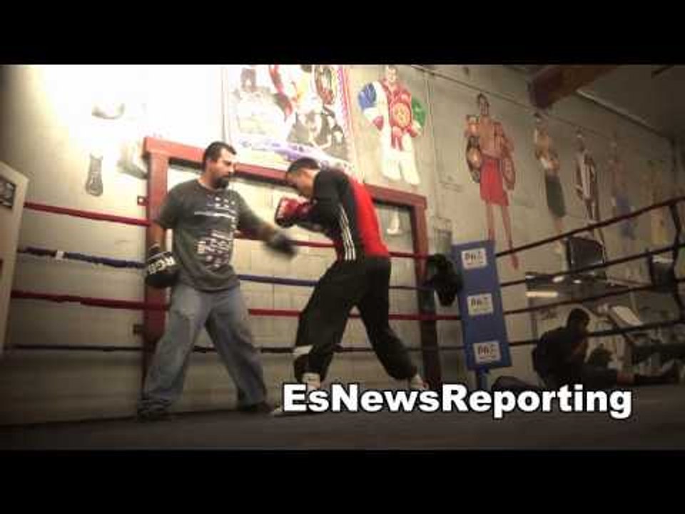 boxing champ mexican russian punching machine training in oxnard EsNews Boxing