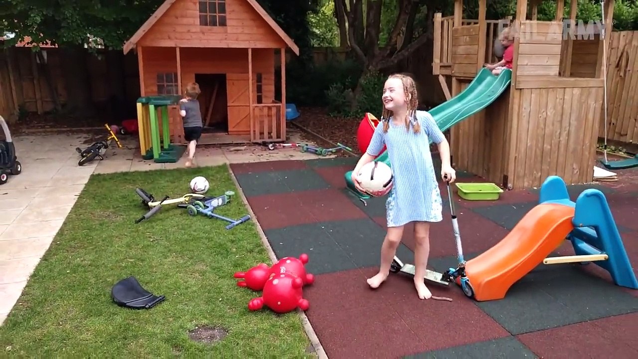 The Slide of Doom - Fails of the Week 22 Juni 2017