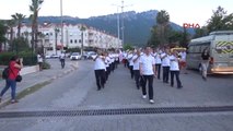 Antalya Altın Nar Festivali'ne Renkli Kortej