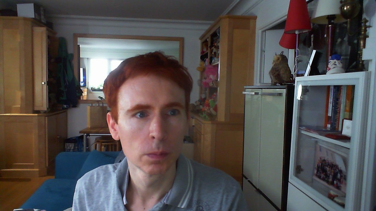 Wiwi égratigne "le vieux beat" de Marcel Henry