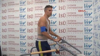 Fenerbahçeli Futbolcular Sağlık Kontrolünden Geçti