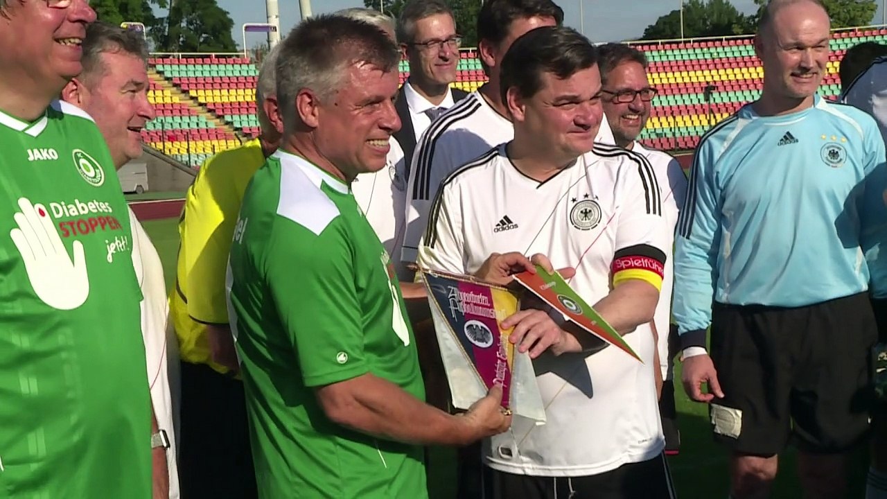 Kantersieg für den FC Diabetologie gegen den FC Bundestag