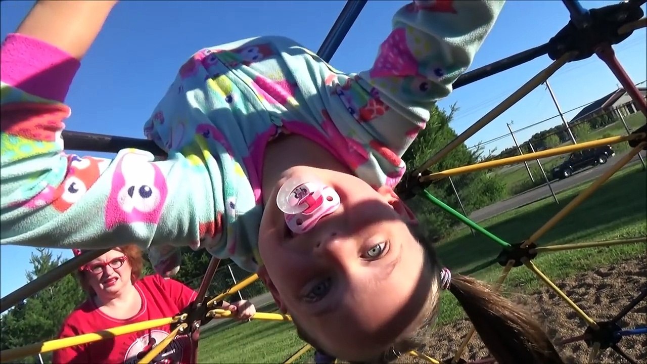 Bad Baby Sitter Minnie Bike Race Victoria Annabelle Playground Babies Toy Freaks