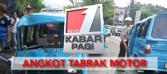 Angkot Tabrak Motor di Makassar