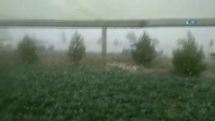 20 Dakikalık Dolu Tarım Alanlarını Vurdu