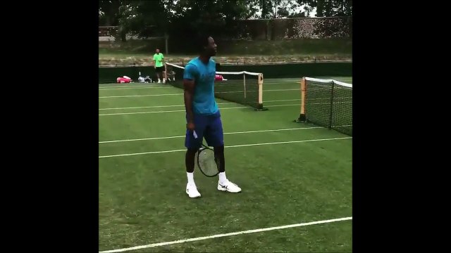 Ils lancent un challenge à Gaël Monfils ! Douloureux...