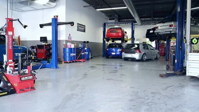 Porsche Intermediate Shaft Replacement & Repair Services