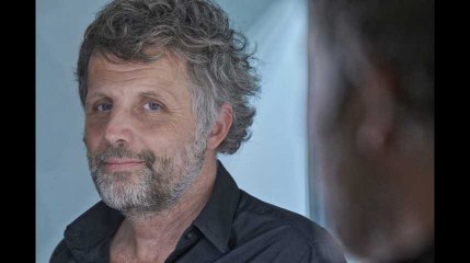 Stéphane Guillon non renouvelé sur Salut les Terriens, il réagit sur Facebook