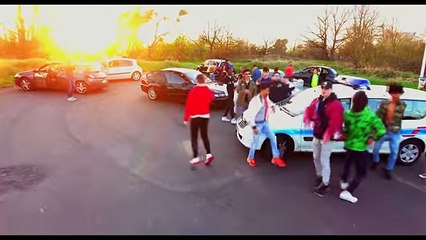 ¥ung Resval - Pull Up ( clip officiel )