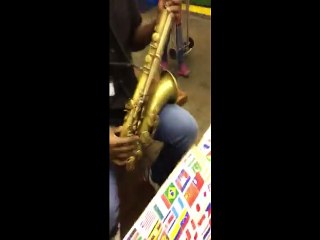 Black Pepole singing Pakistan National Anthem on Metro Train Stop