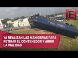 Volcadura de trailer por exceso de velocidad en Coacalco, Edomex