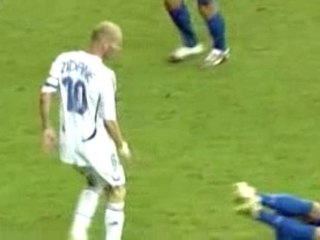 Zinedine Zidane Headbutts Materazzi