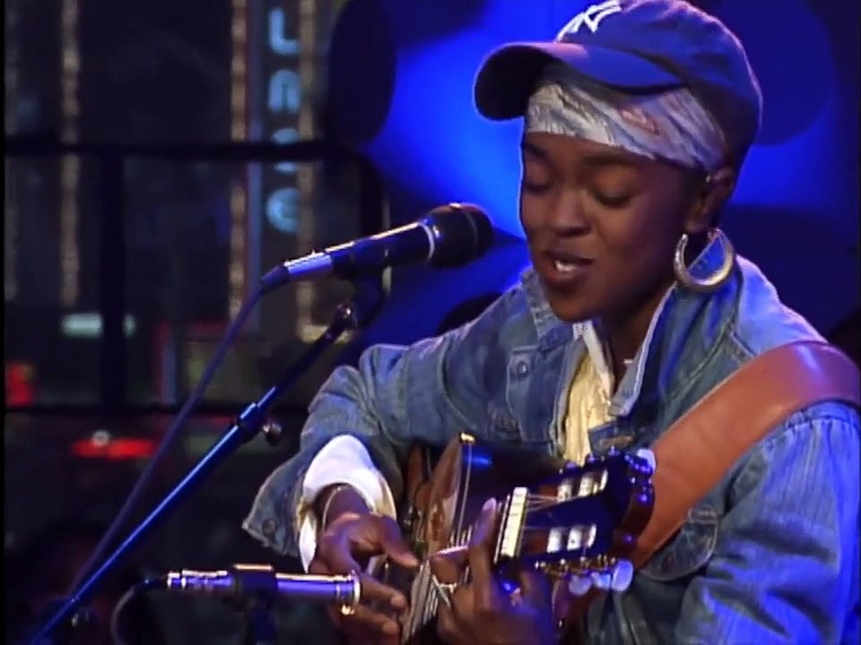 Queen! Queen! Queen!  The best vídeo, the best DVD, the best lyrics, the best woman!