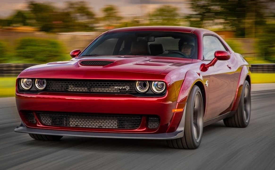 2018 Dodge Challenger SRT VS Mercedes E-Class Cabriolet