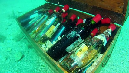 Growers look to age wines gracefully underwater