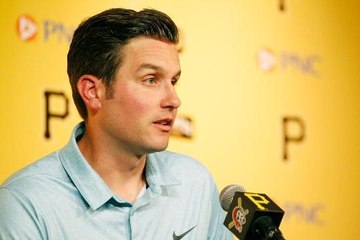 Umpire John Tumpane recounts stopping woman from jumping off bridge