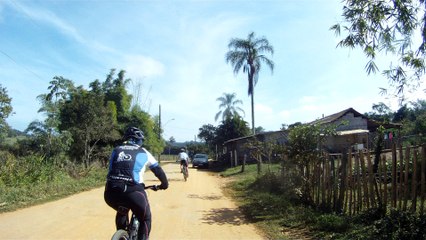 GoPro, Hero 2, filmagens, trilhas, XCO, Parque vale do Itaim, Taubaté,  ângulo de 170 graus, nas descidas single track, rock garden, escada de madeira